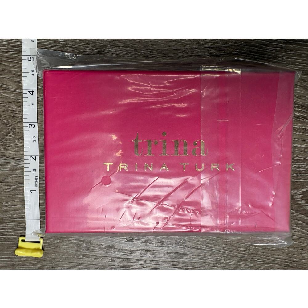 Trina Turk Chic Crocodile Pattern Wallet - New With Box! - Picture 5 of 7